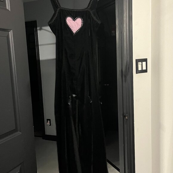 Vintage Jeannie Nitro Black Velvet Dress with Pink Heart - Picture 3 of 7